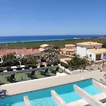 V196 Brisas Villa