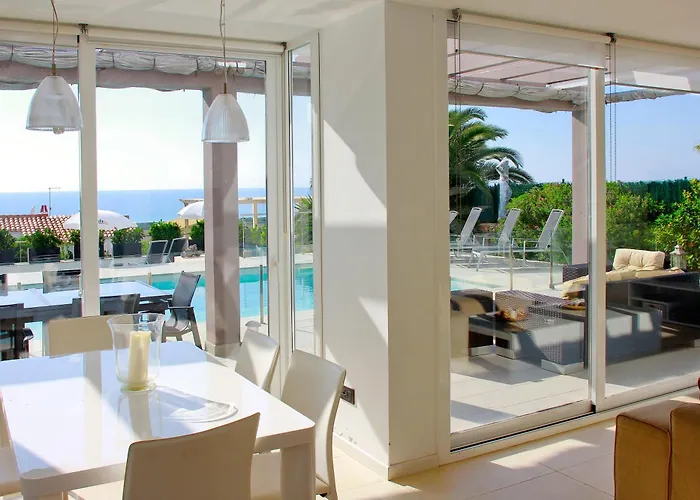 V196 Brisa By Menorcarentals וילה