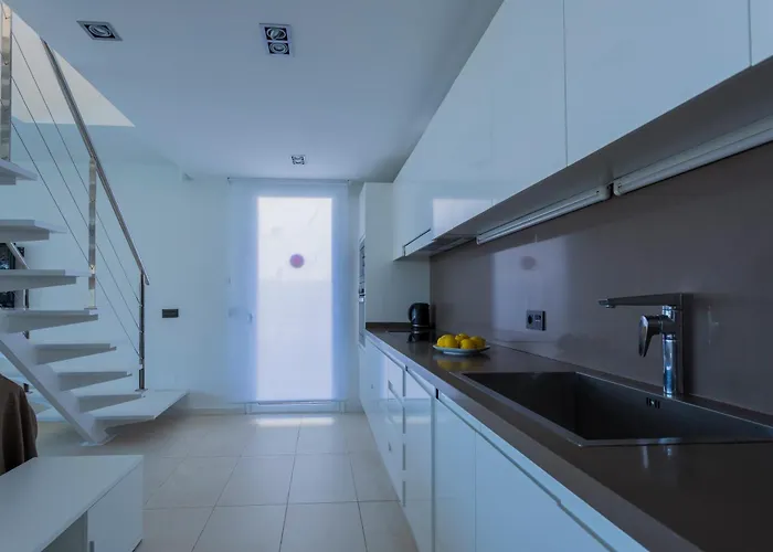 V196 Brisa By Menorcarentals