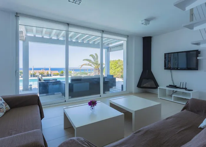 V196 Brisa By Menorcarentals *