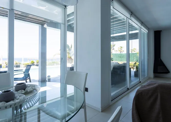 V196 Brisa By Menorcarentals