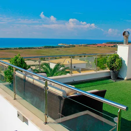 V196 Brisas Villa